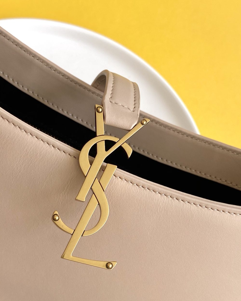 [REP 1:1] Saint Laurent LE 5 À 7 Hobo Bag Light Ivoire For Women 9in/23cm YSL