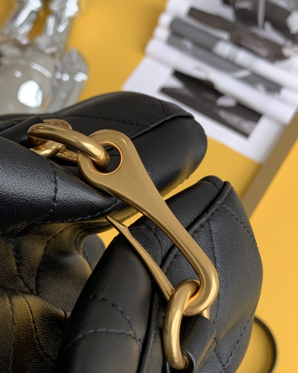 [REP 1:1] Saint Laurent Le Maillon Hook Bucket Bag Black For Women, Women's Bags 10.6in/27cm YSL 686310AAAJK1000