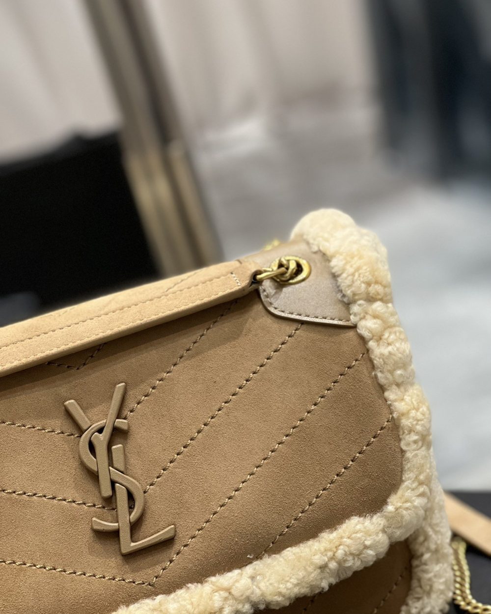 [REP 1:1] Saint Laurent Taupe Shearling Medium Niki Bag Brown For Women, Women's Bags 8.66in/22cm YSL‎