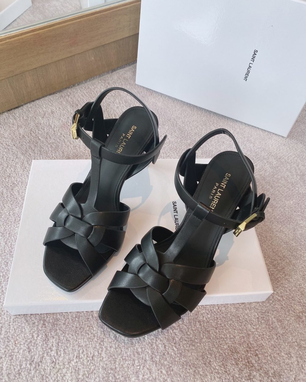 Saint Laurent Women's Tribute Sandals Black For Women YSL 620673dwe001000