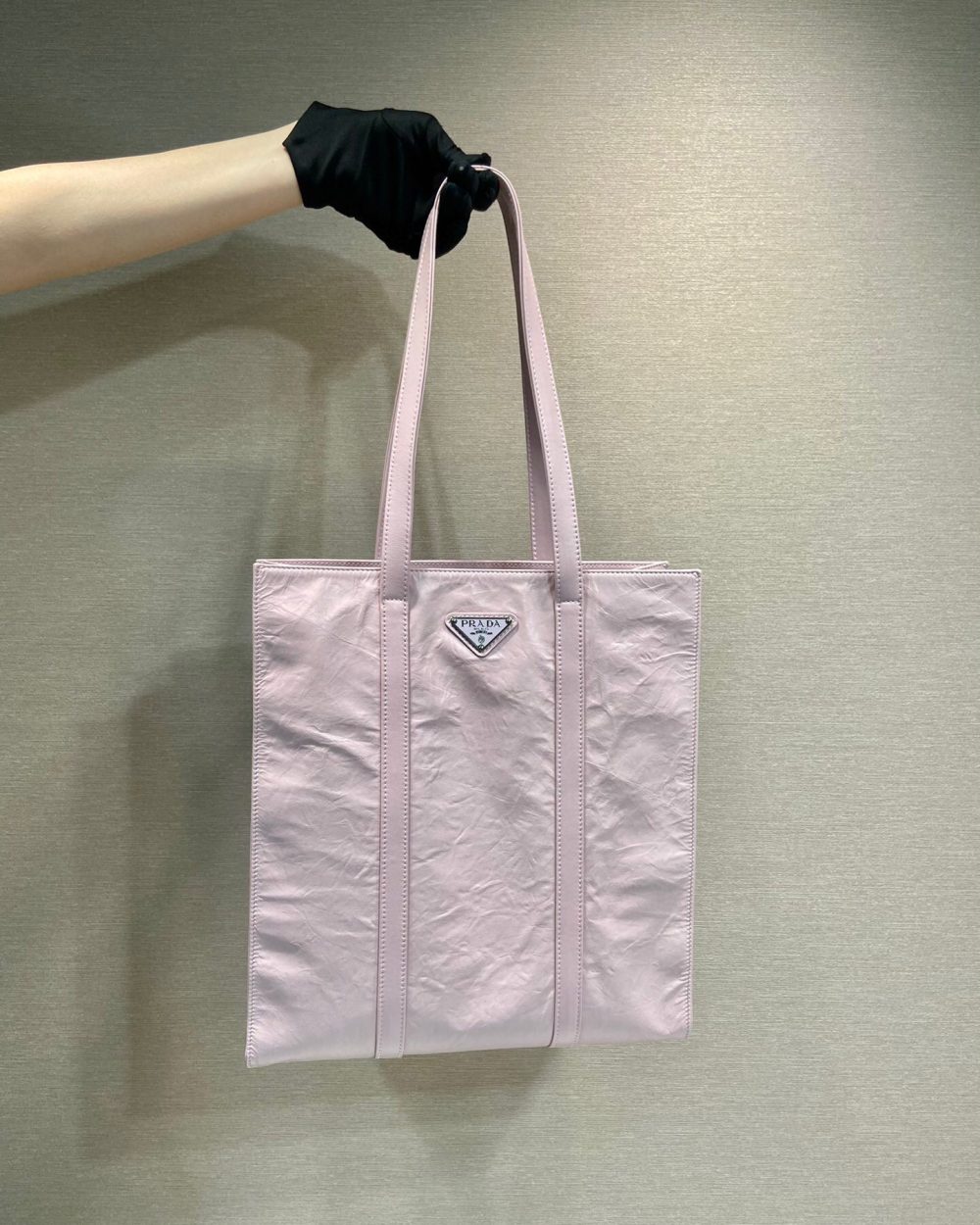 Small Antiqued Nappa Tote Bag In Pink/Black For Women 12.9 in/ 33cm 1BG459_UVL_F0E18_V_OOO