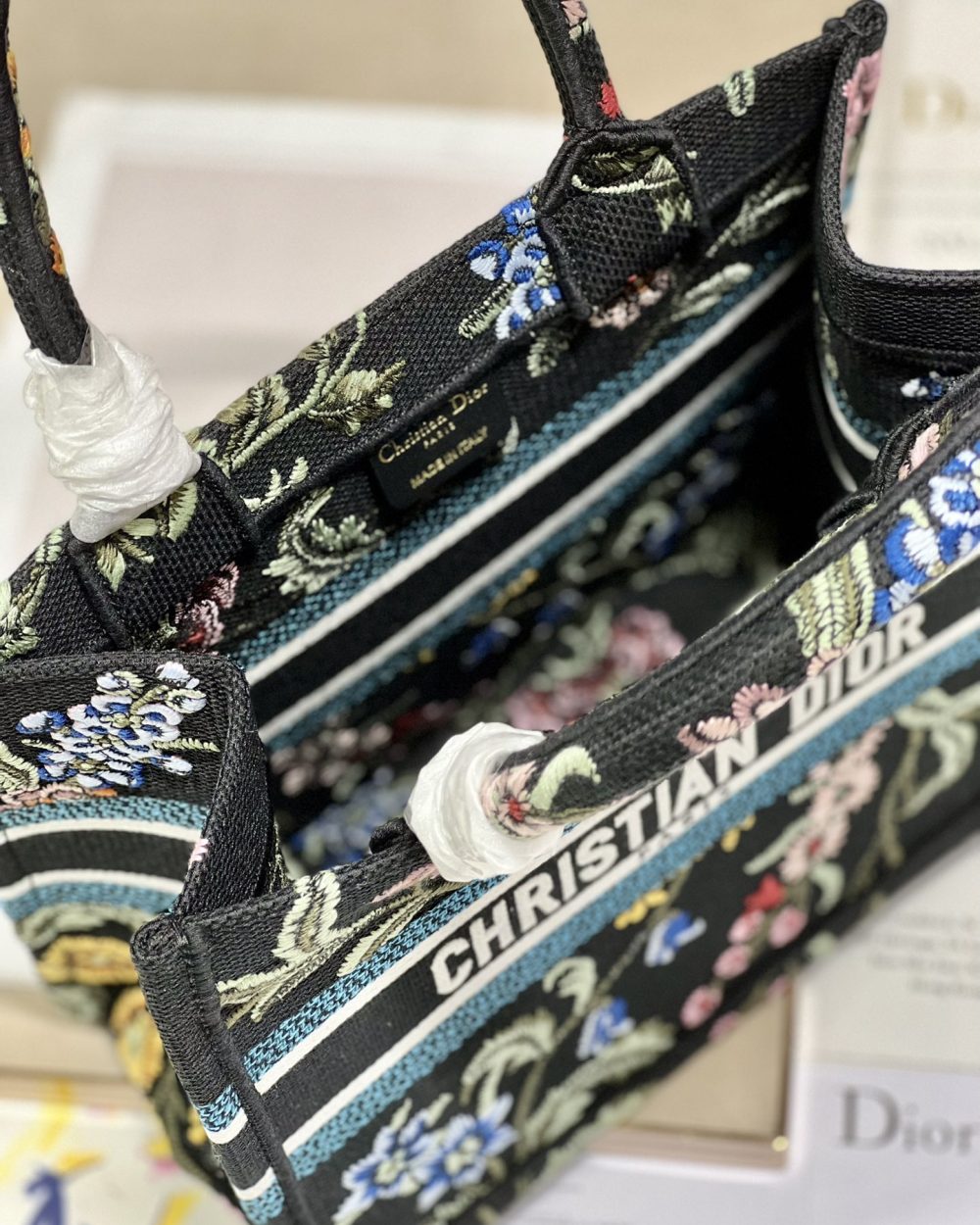 1:1 Replica Small Dior Tote Bag White/Black For Women 10.5 in/ 26.5cm