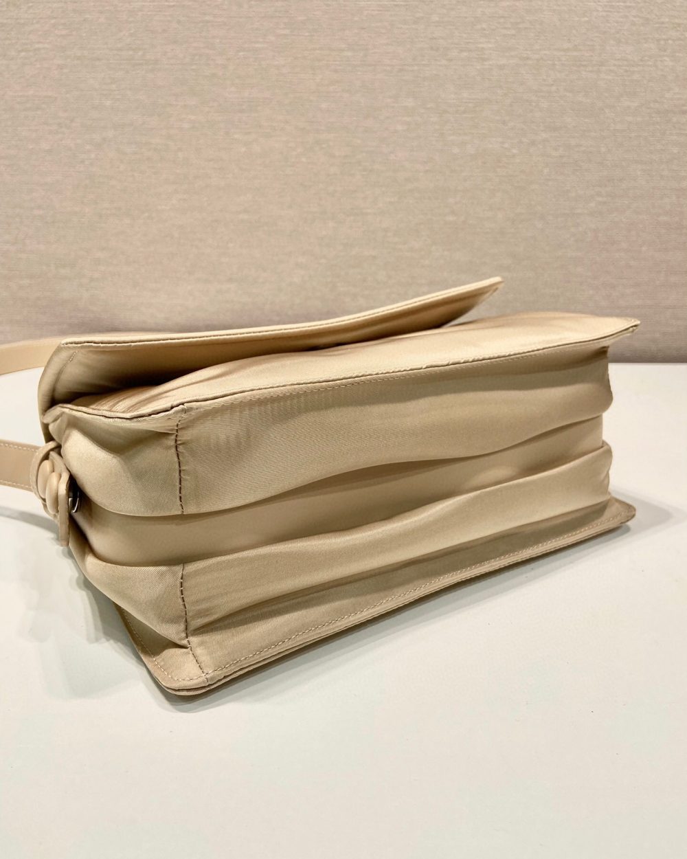 Small Padded Shoulder Bag In Beige/Pink For Women 9.1in/ 23cm 1BD313_RDLN_F0F24_V_OOO