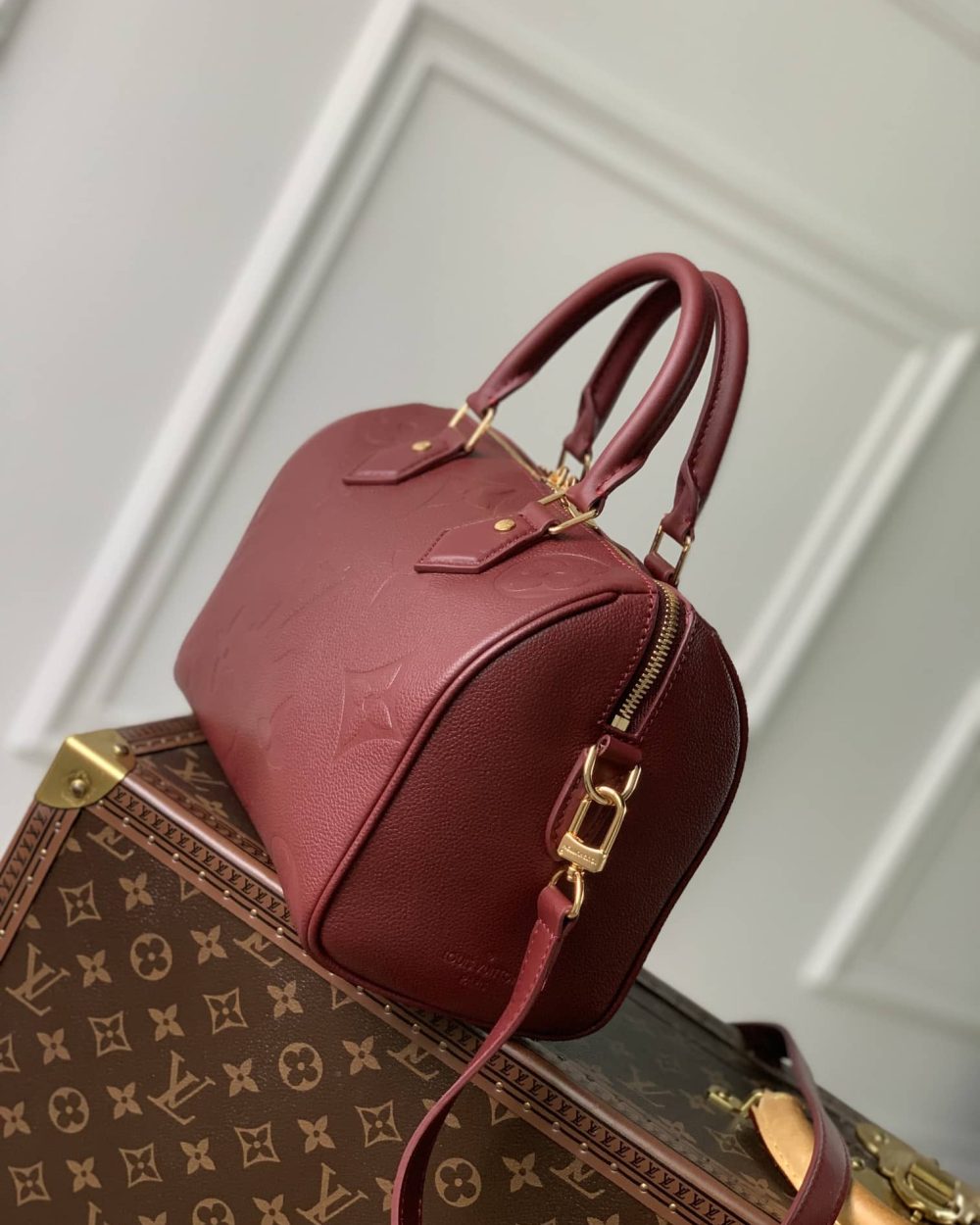 1:1 Replica Louis Vuitton LV Speedy Bandoulière 25 Monogram Empreinte Leather Wine Red Luxury Bag For Women‎ M46646 - 9.8in/ 25cm