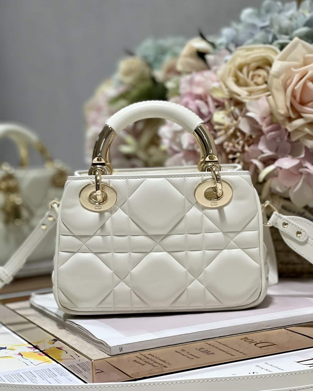 1:1 Replica The Lady 95.22 Bag Black/White/Grey/Green For Women 7.5in/ 19cm