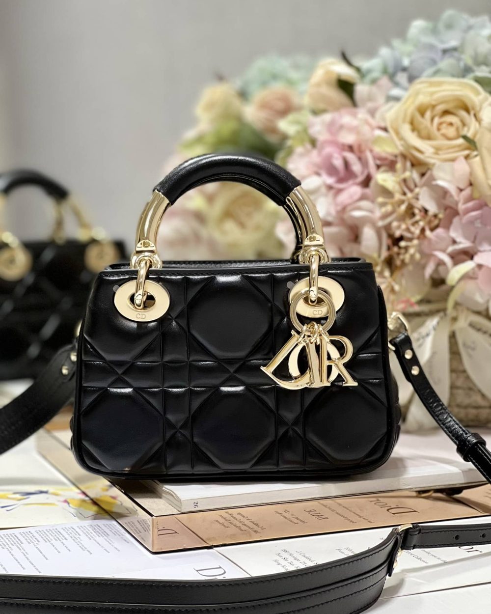 1:1 Replica The Lady 95.22 Bag Black/White/Grey/Green For Women 7.5in/ 19cm