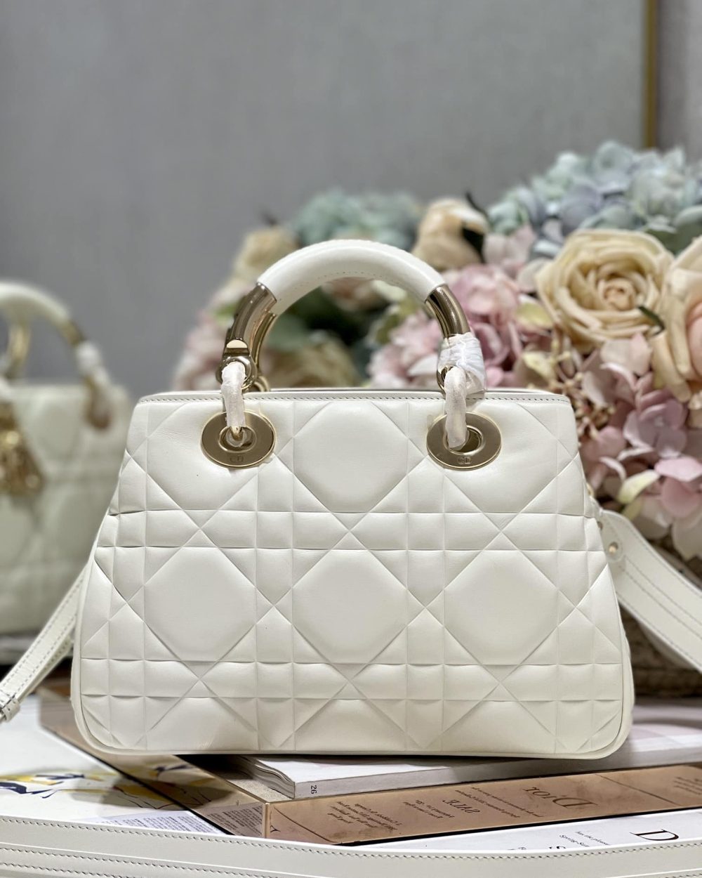 1:1 Replica The Medium Lady 95.22 Bag Black/White/Grey For Women 9.5in/ 24cm