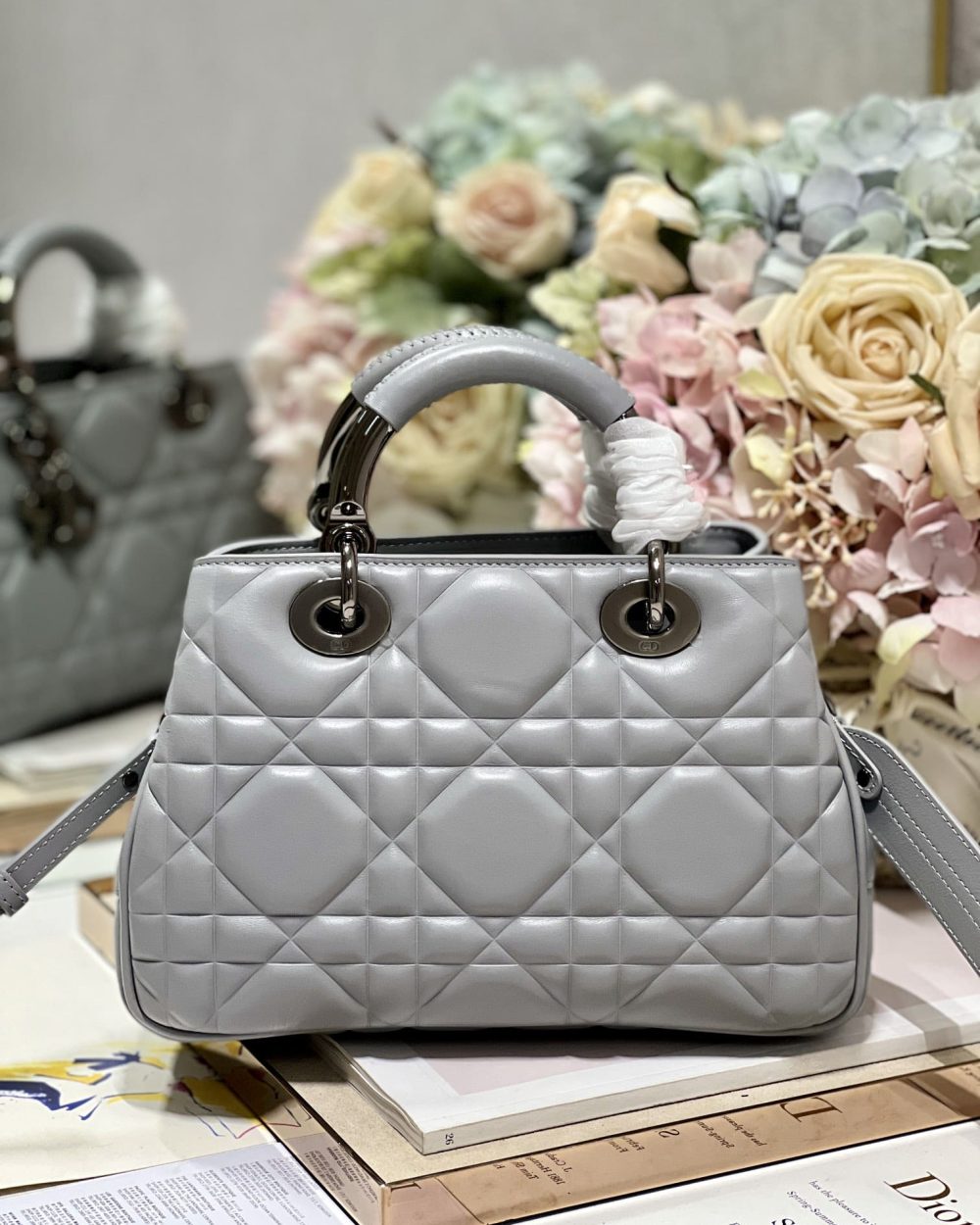 1:1 Replica The Medium Lady 95.22 Bag With Black Tone Hardware Black/White/Grey For Women 9.5in/ 24cm