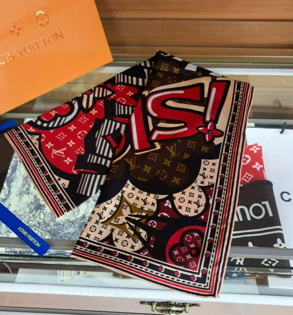 Ultimate 3D Square 90 Multicolor For Women