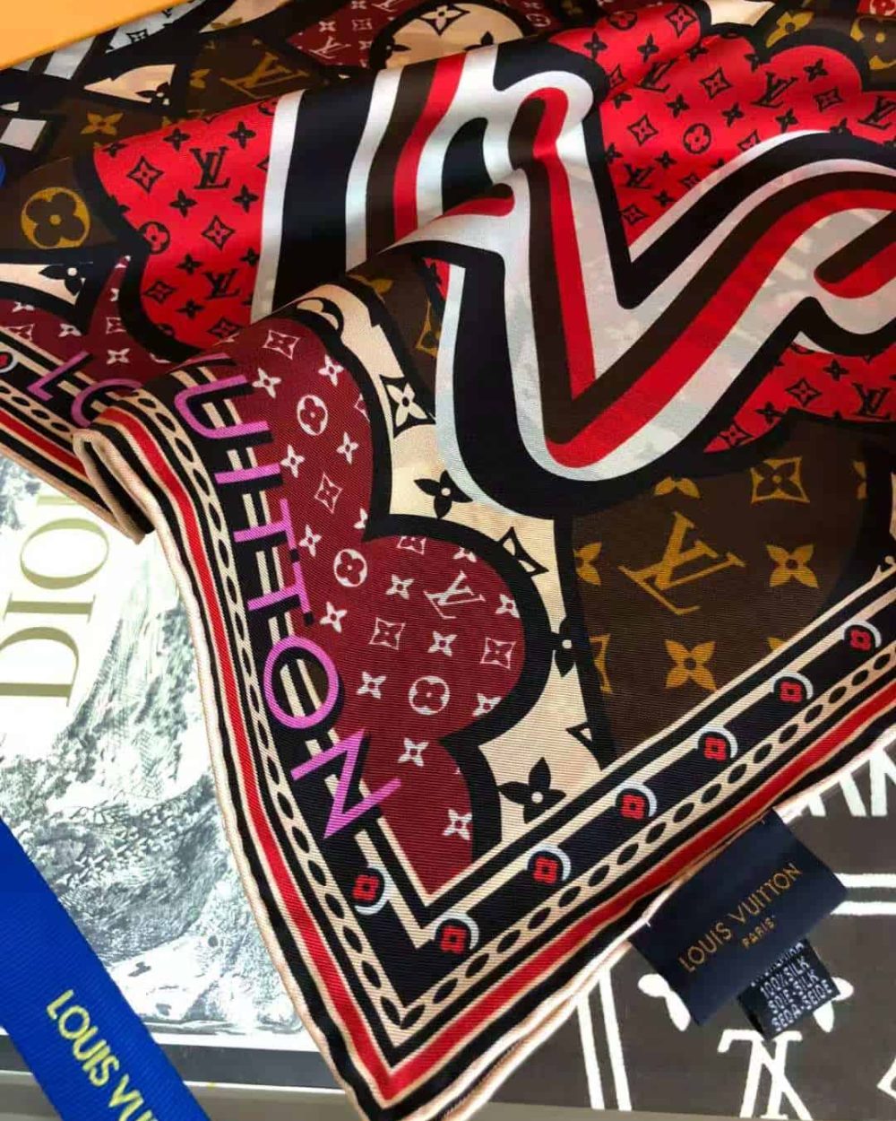 Ultimate 3D Square 90 Multicolor For Women