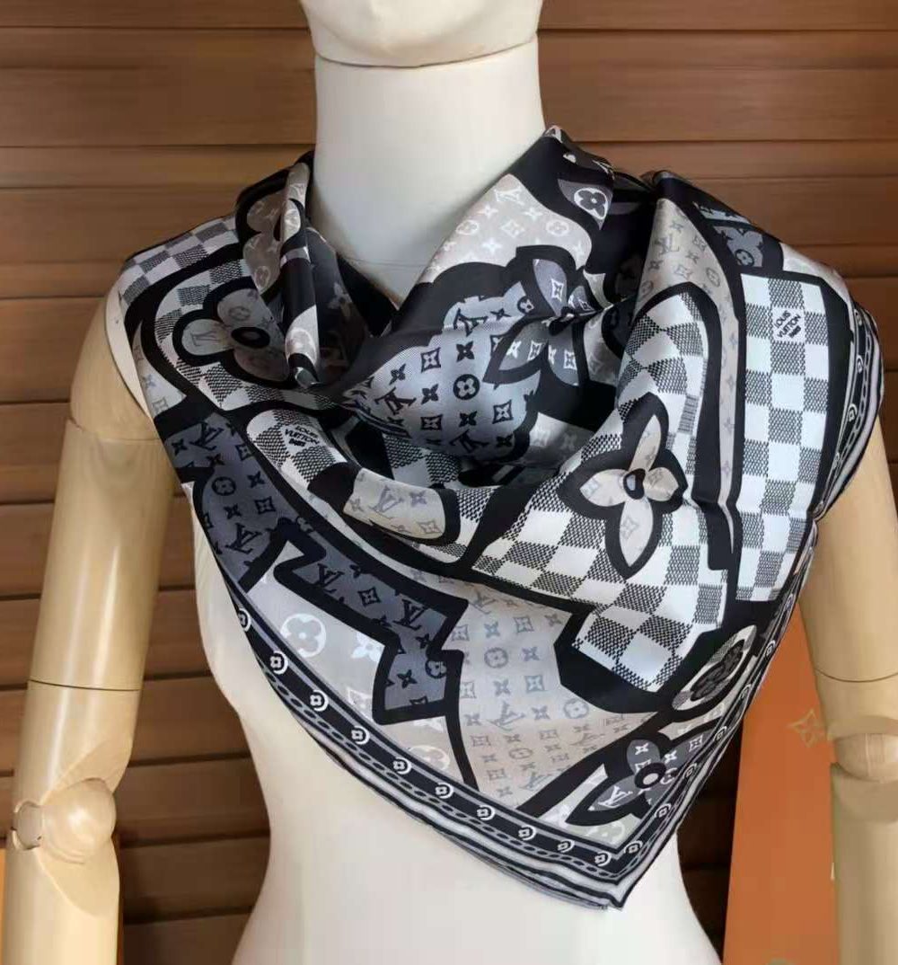 Ultimate 3D Square 90 White And Grey For Women