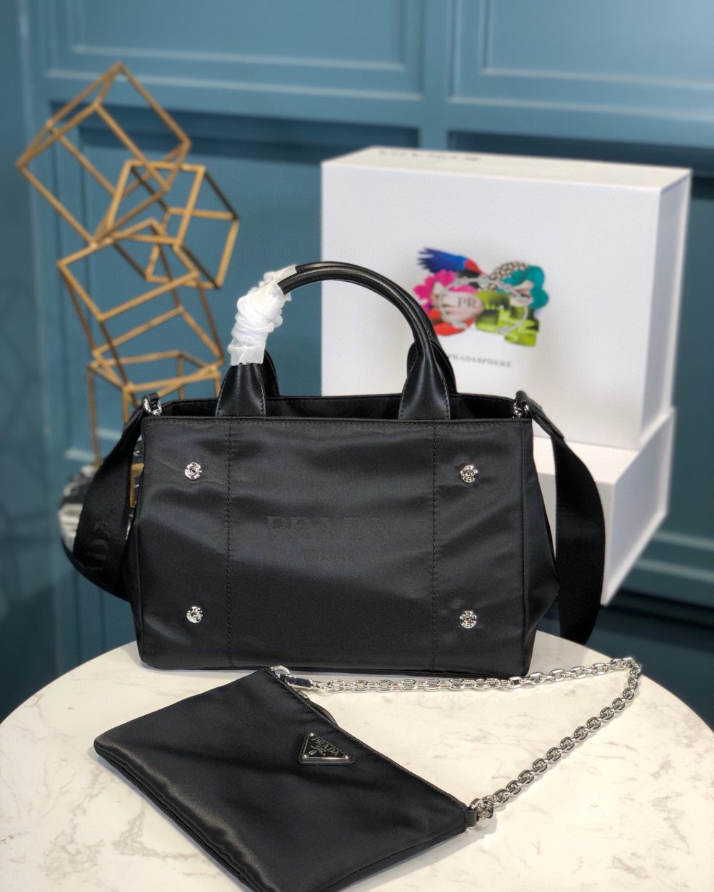 Zip Pocket Chain Tote Bag Tessuto In Black For Women 11in/ 28cm