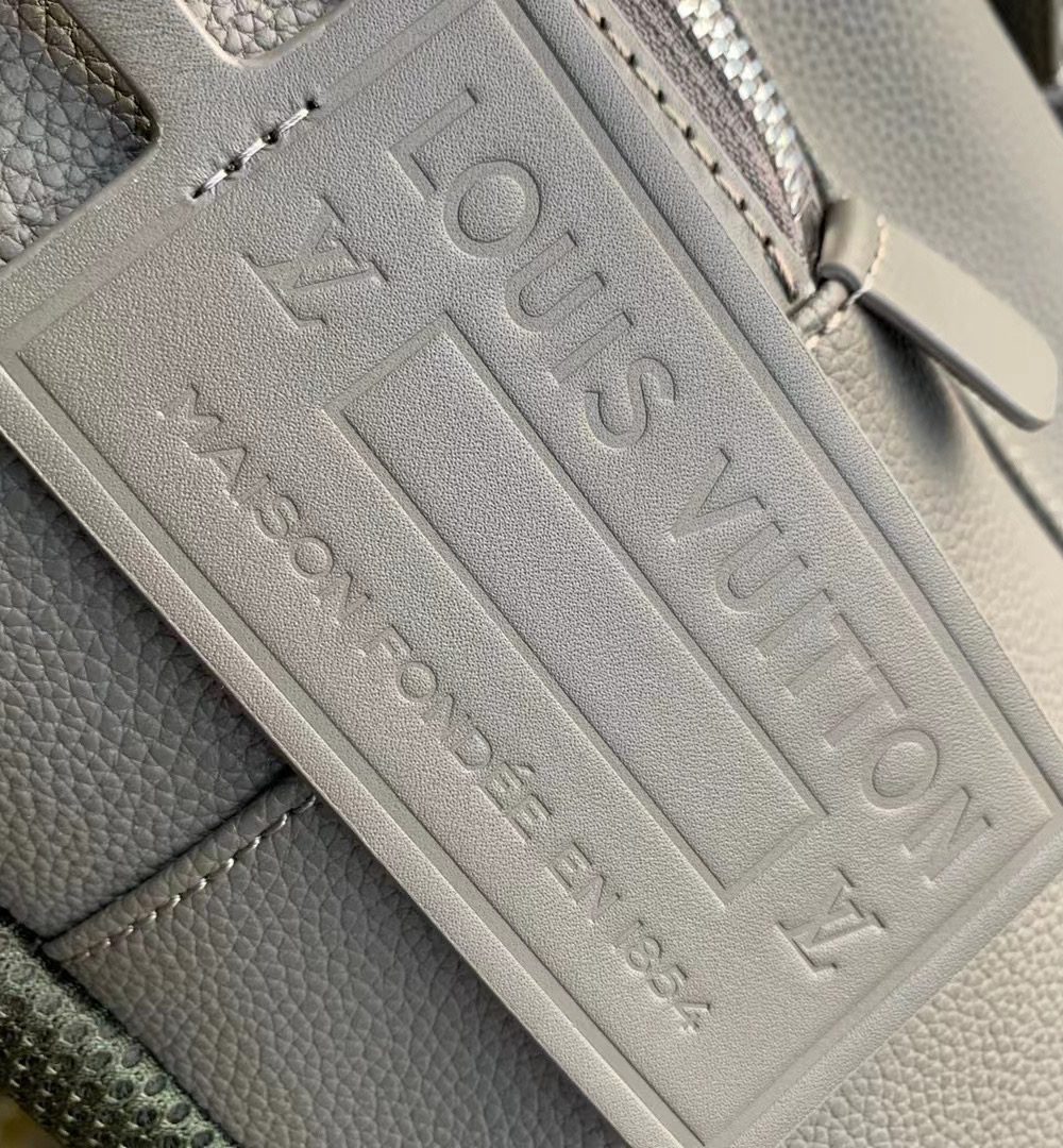 [REP 1:1] Louis Vuitton LV Takeoff Backpack Unique Bag For Women M21362 - 43cm