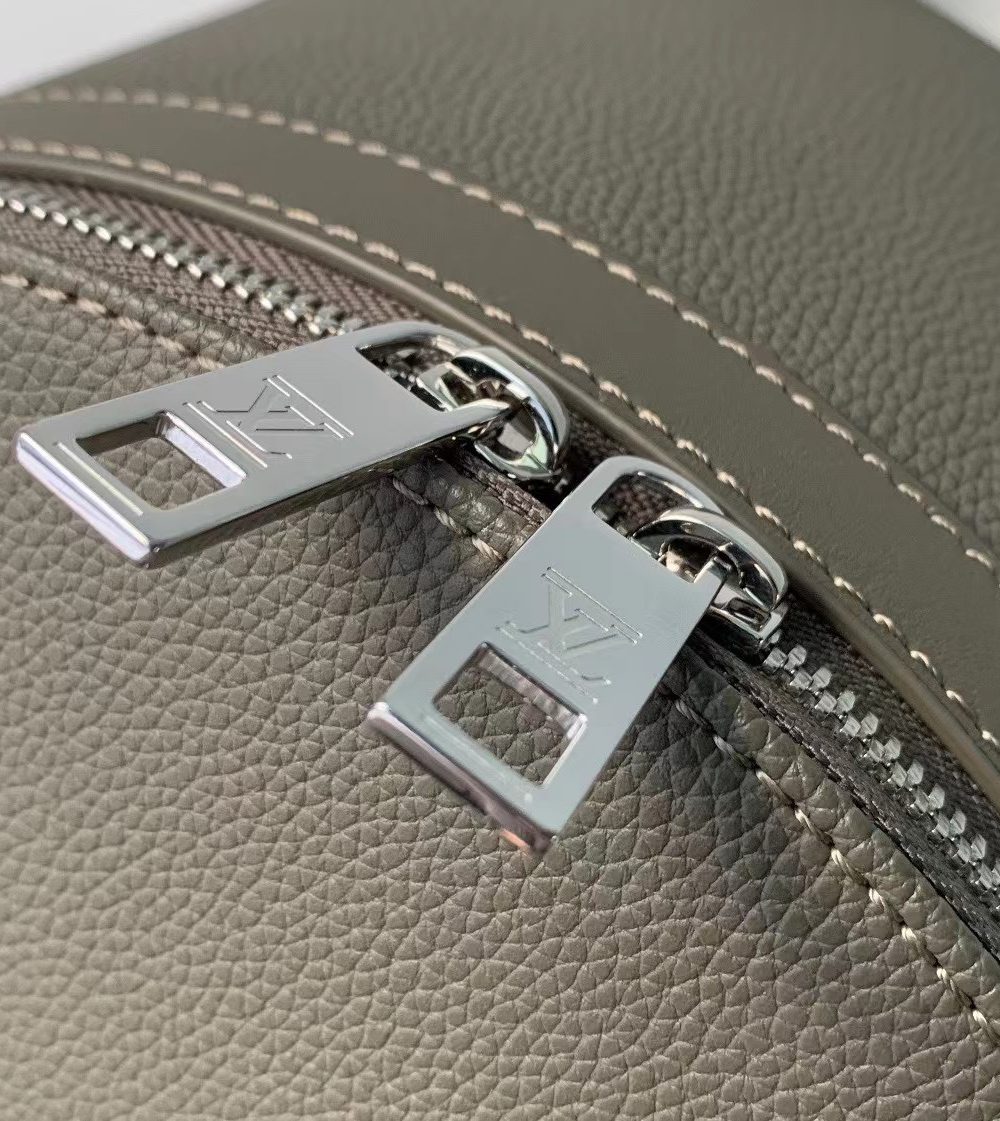 [REP 1:1] Louis Vuitton LV Takeoff Backpack Unique Bag For Women M21362 - 43cm