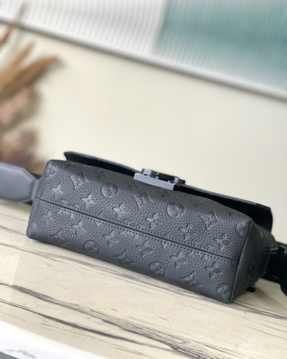 [REP 1:1] Louis Vuitton LV S-Cape Messenger Unique Bag For Women M23741 - 28cm