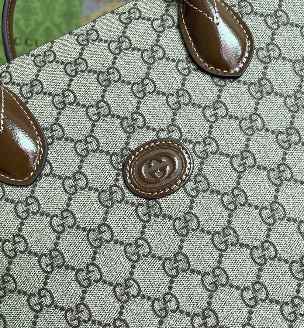 1:1 Replica GG SMALL TOTE WITH INTERLOCKING G P Beige and ebony GG Supreme canvas Exclusive For Women‎ 723308 92THG 8563