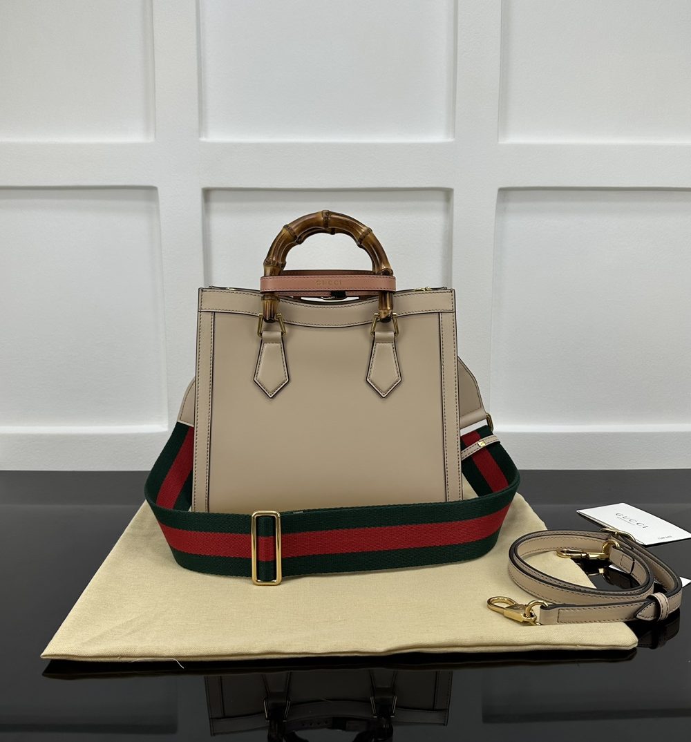 1:1 Replica GUCCI DIANA SMALL TOTE BAG P Beige leather Exclusive For Women ‎702721