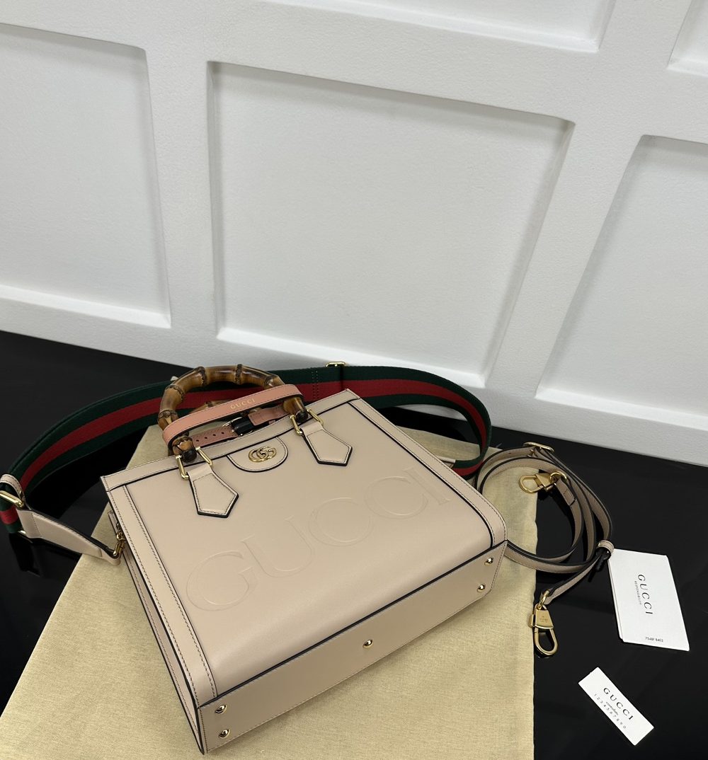1:1 Replica GUCCI DIANA SMALL TOTE BAG P Beige leather Exclusive For Women ‎702721
