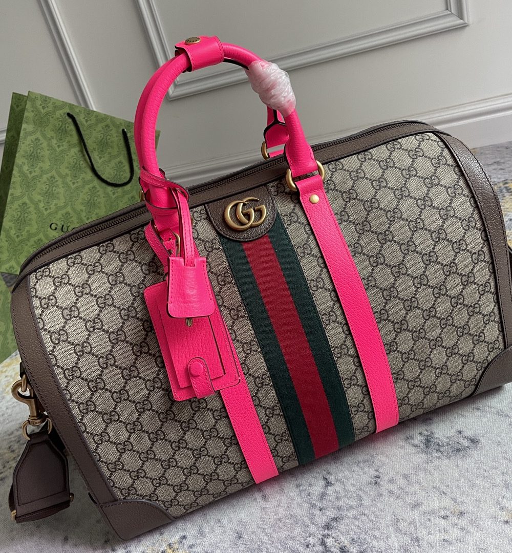 1:1 Replica GUCCI SAVOY MEDIUM DUFFLE BAG P Beige and ebony GG Supreme canvas Exclusive For Women 724642 FADHS 9755