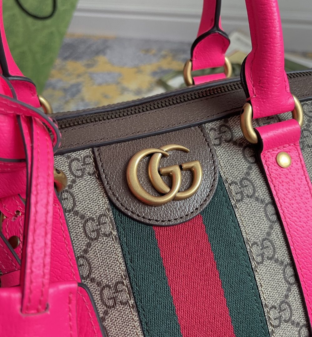 1:1 Replica GUCCI SAVOY MEDIUM DUFFLE BAG P Beige and ebony GG Supreme canvas Exclusive For Women 724642 FADHS 9755