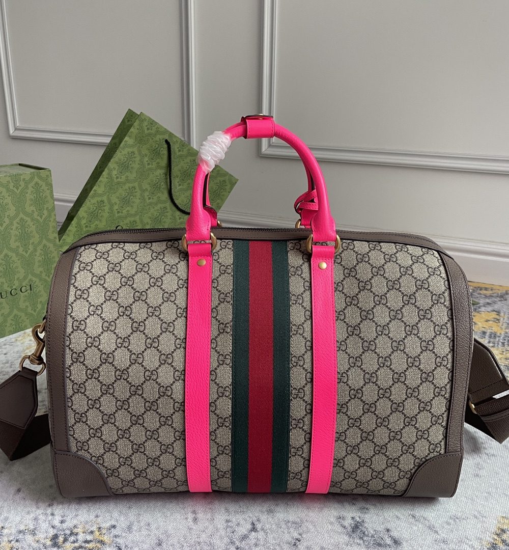 1:1 Replica GUCCI SAVOY MEDIUM DUFFLE BAG P Beige and ebony GG Supreme canvas Exclusive For Women 724642 FADHS 9755