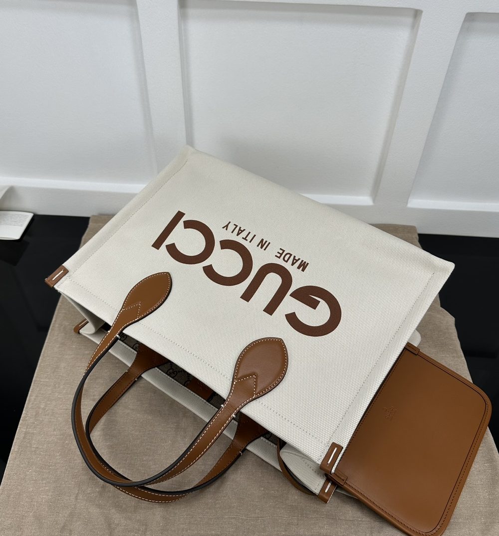 1:1 Replica GUCCI TOTE BAG WITH GUCCI PRINT P Brown And Beige Canvas Exclusive For Women ‎772177 FACUL 8451