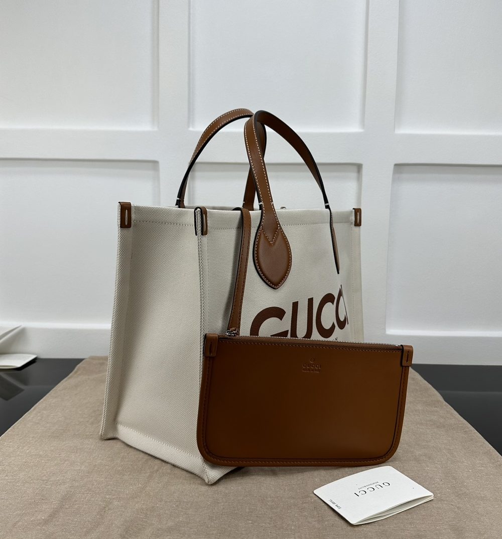 1:1 Replica GUCCI TOTE BAG WITH GUCCI PRINT P Brown And Beige Canvas Exclusive For Women ‎772177 FACUL 8451