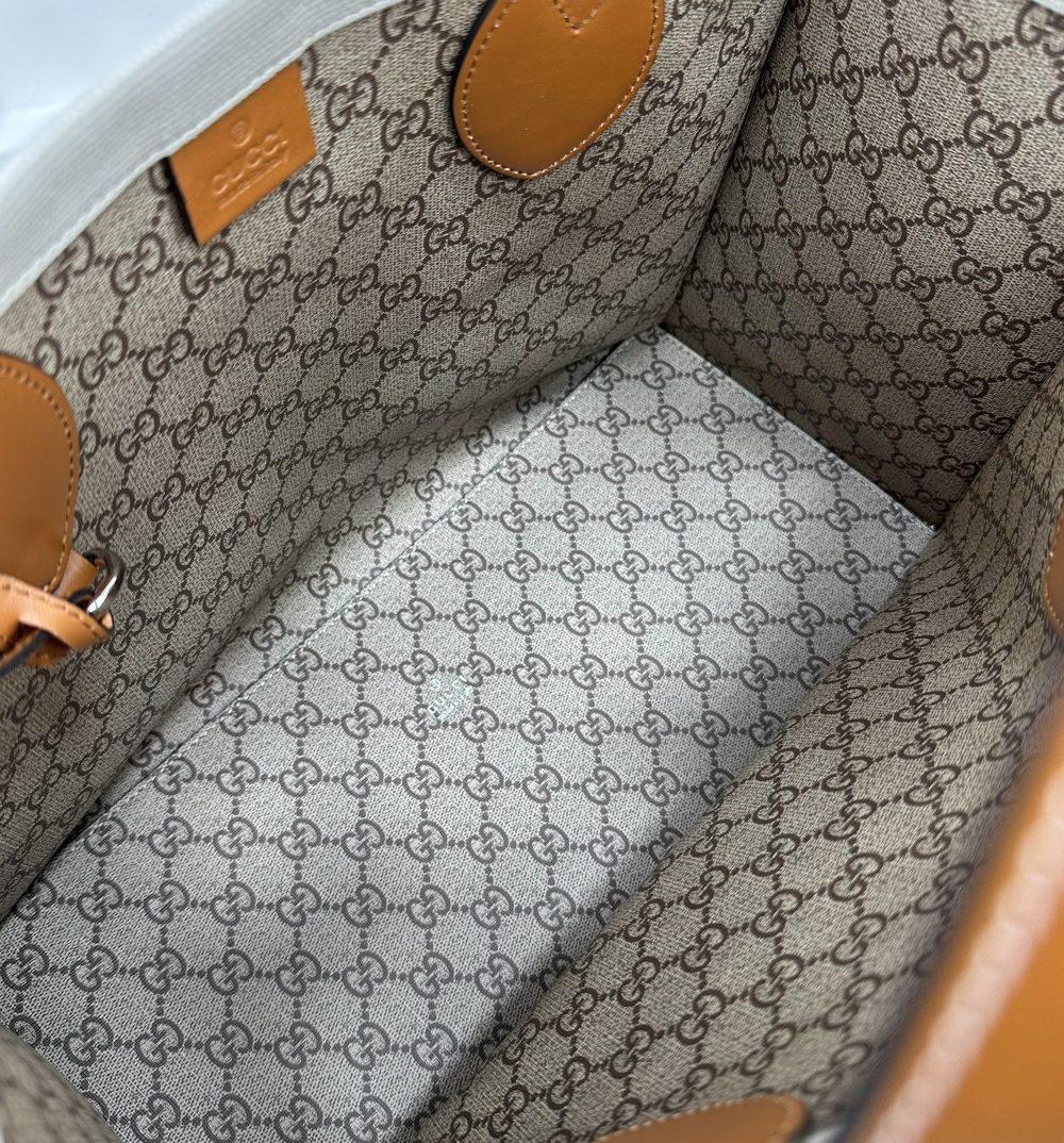 1:1 Replica GUCCI TOTE BAG WITH GUCCI PRINT P Brown And Beige Canvas Exclusive For Women ‎772177 FACUL 8451