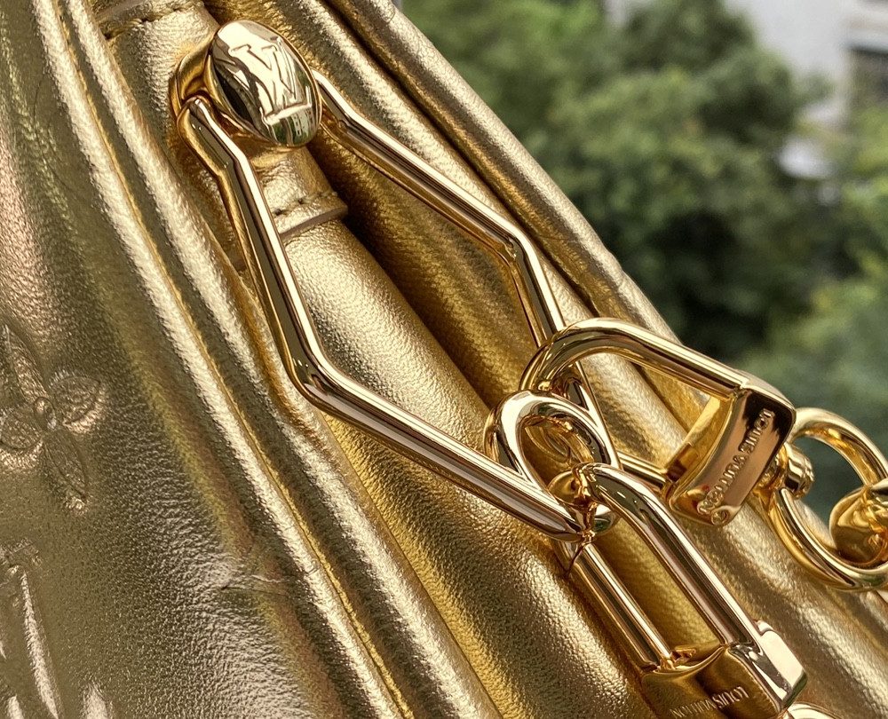 1:1 Replica Louis Vuitton Coussin PM gold M57790 Luxury Bag For Women -  26cm