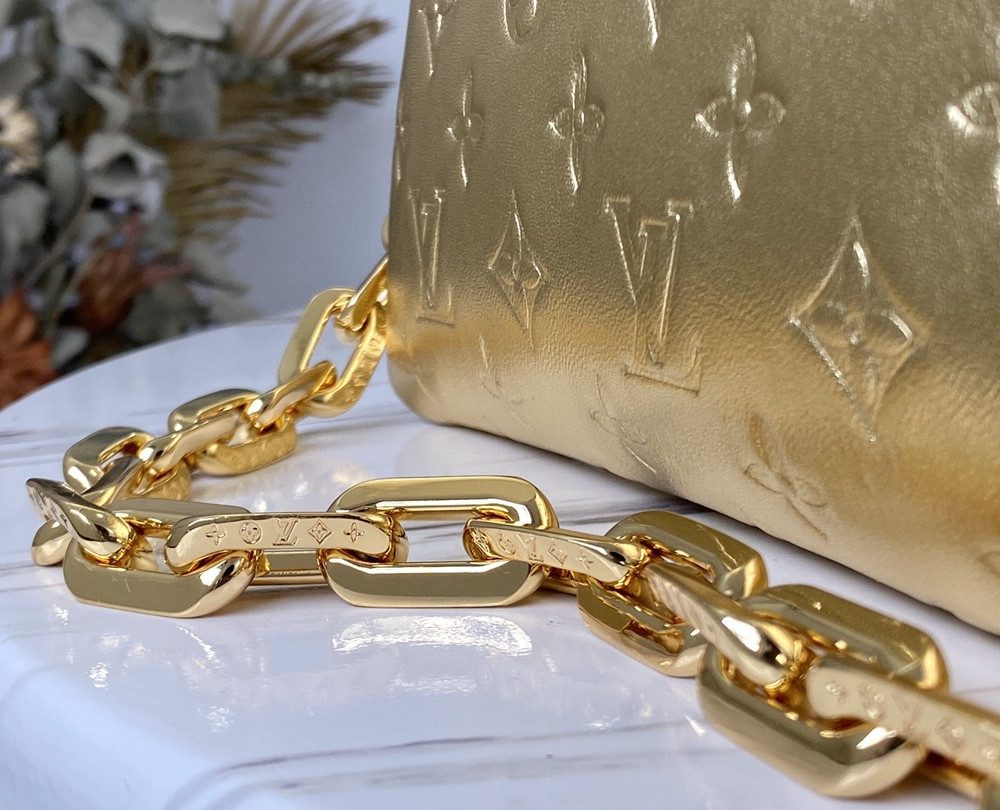 1:1 Replica Louis Vuitton Coussin PM gold M57790 Luxury Bag For Women -  26cm