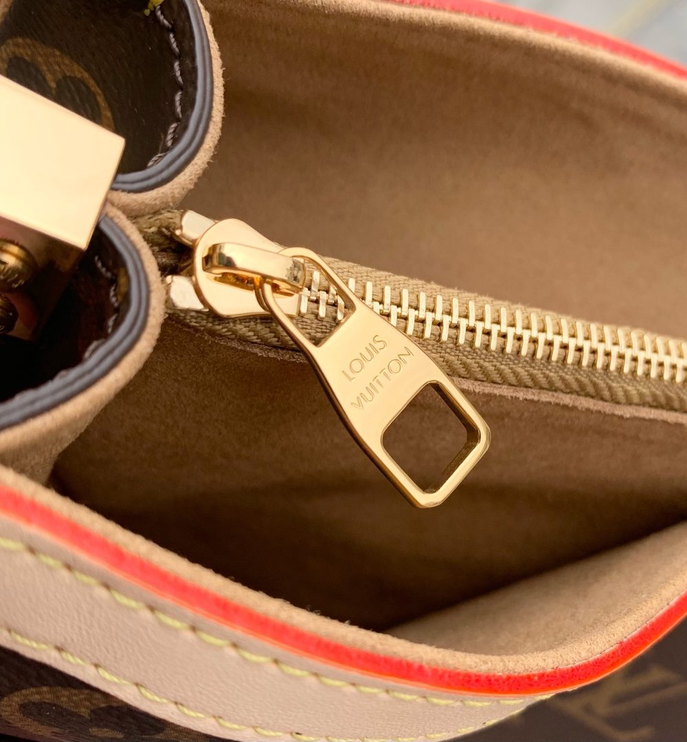 1:1 Replica Louis Vuitton LV Dauphine Soft GM Monogram Luxury Bag For Women M47149 - 28cm