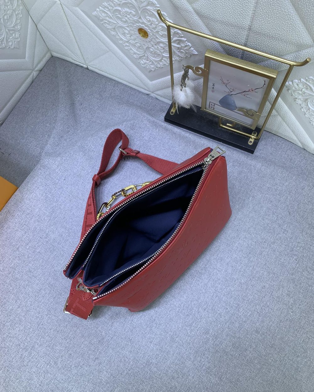 1:1 Replica Louis Vuitton Coussin PM Date Red M59275 Luxury Bag For Women -  26cm