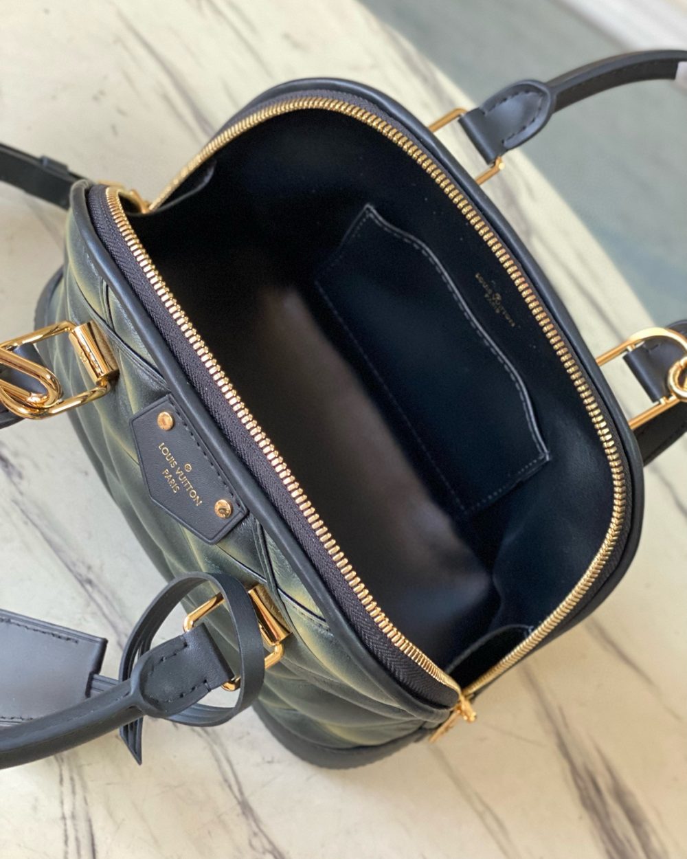 1:1 Replica Louis Vuitton LV Alma BB Malletage Luxury Bag For Women M23666 - 23.5cm