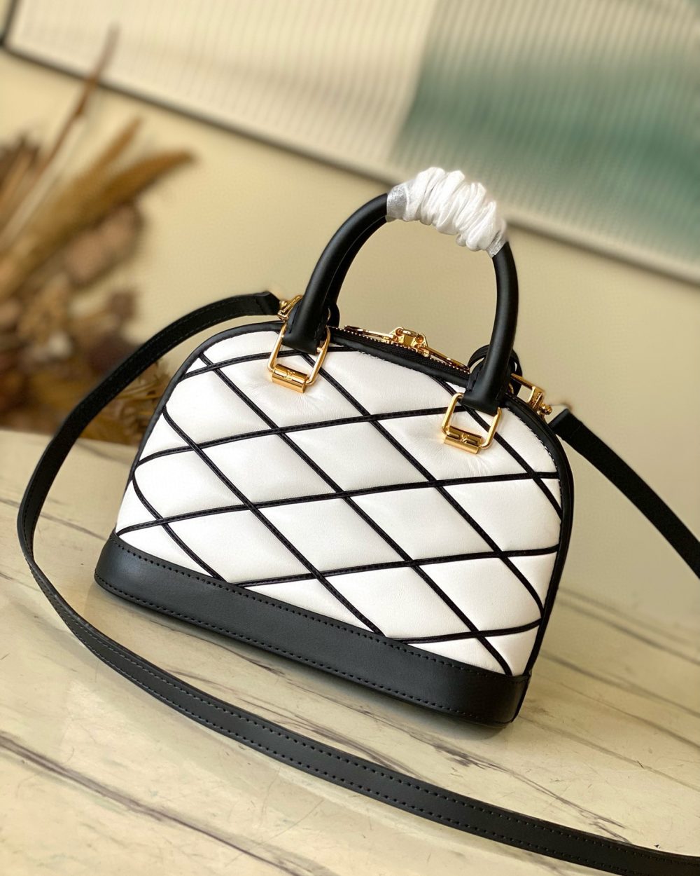 1:1 Replica Louis Vuitton LV Alma BB Malletage Luxury Bag For Women M23666 - 23.5cm