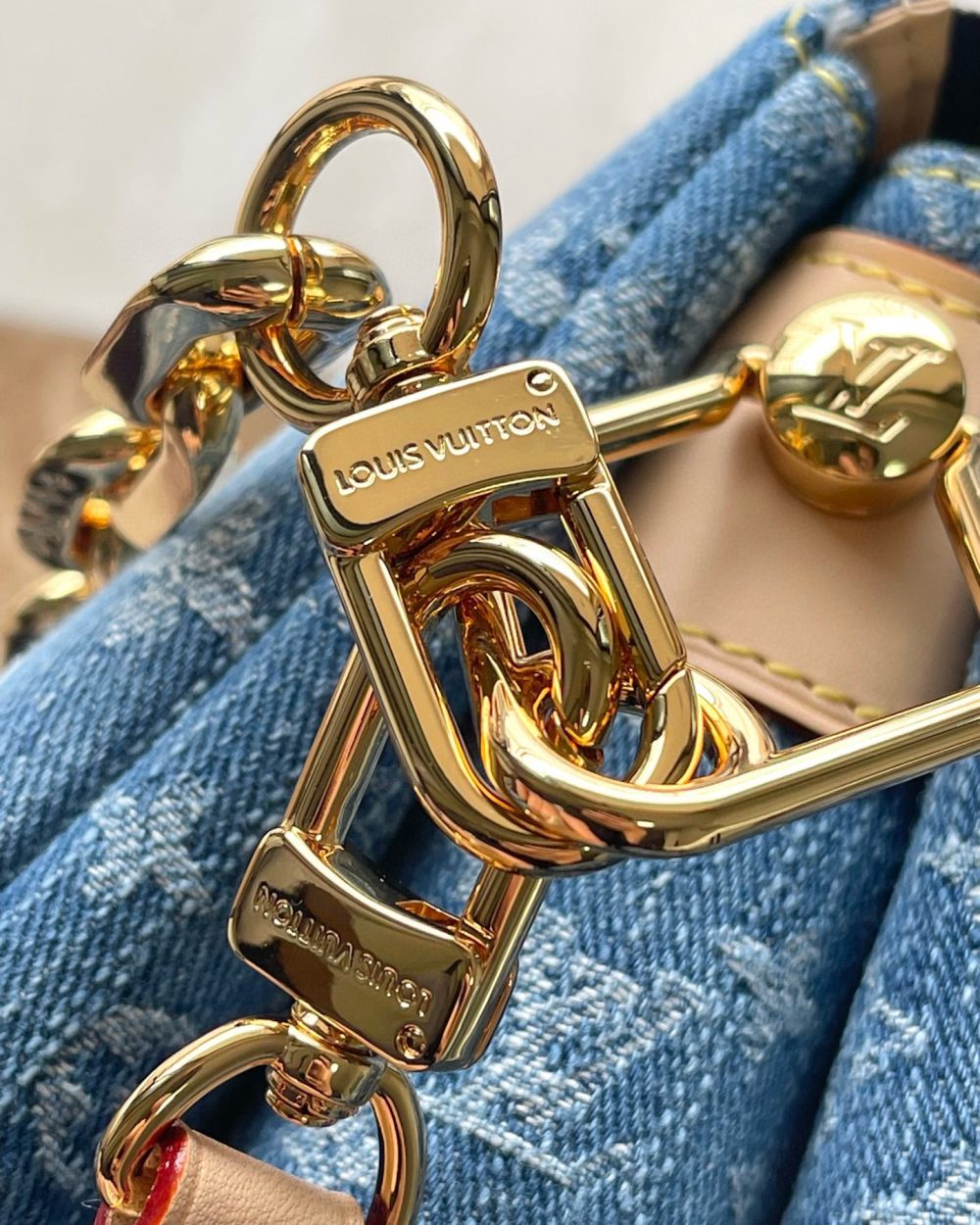 1:1 Replica Louis Vuitton Coussin PM Cotton Denim M24564 Luxury Bag For Women -  26cm