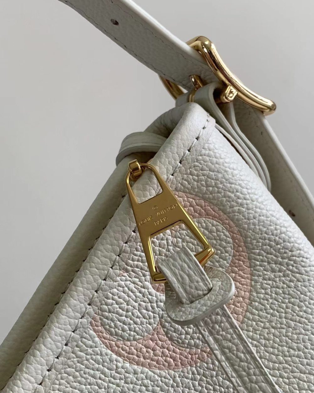 [REP 1:1] Louis Vuitton Carryall PM Monogram empreinte Unique Bag For Women M46288 M46203 p - 29cm