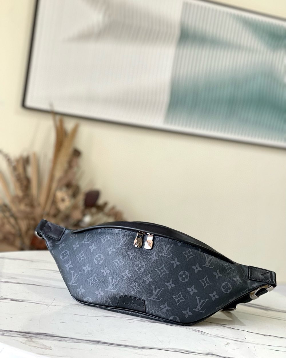 [REP 1:1] Louis Vuitton Discovery Bumbag PM Monogram Eclipse Unique Bag For Unisex M44336 - 47cm