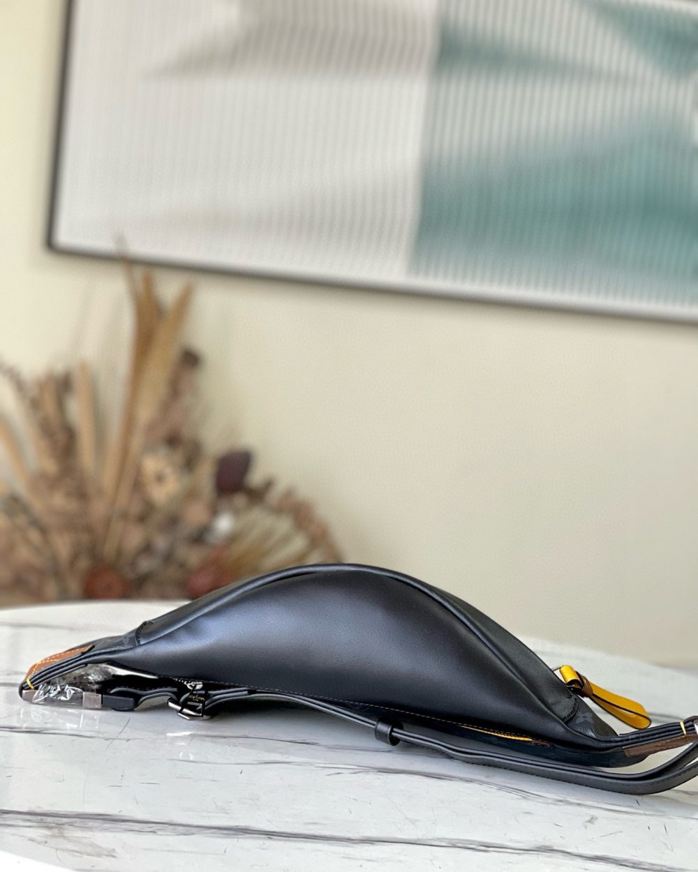 [REP 1:1] Louis Vuitton Discovery Bumbag Unique Bag For Unisex M45220 - 37cm