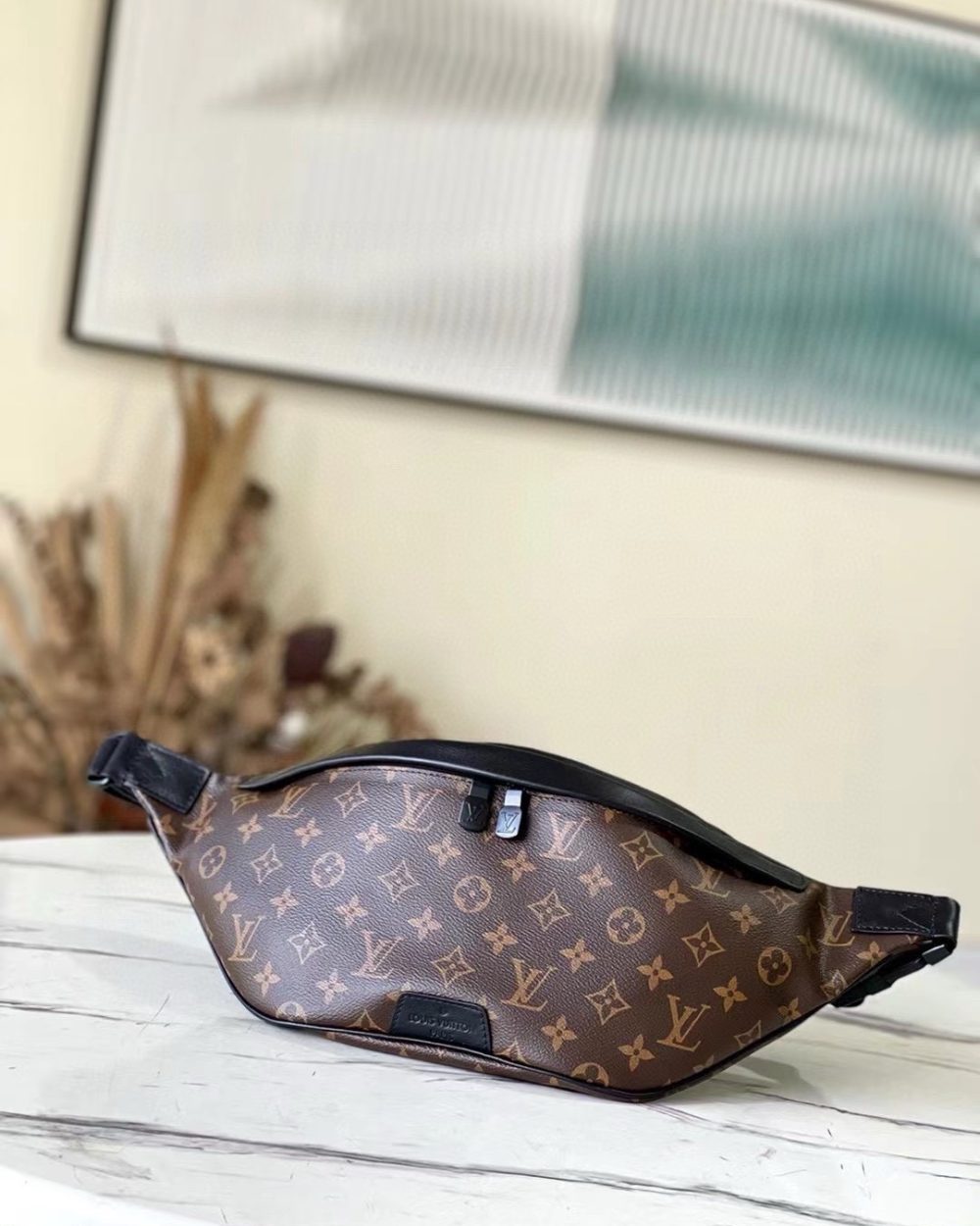 [REP 1:1] Louis Vuitton Discovery Bumbag PM Monogram Eclipse Brown Unique Bag For Unisex M44336 - 47cm
