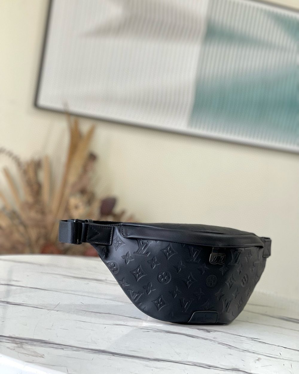 [REP 1:1] Louis Vuitton Discovery Bumbag Monogram Shadow Waist Body bag Unique Bag For Unisex M44388 - 47cm