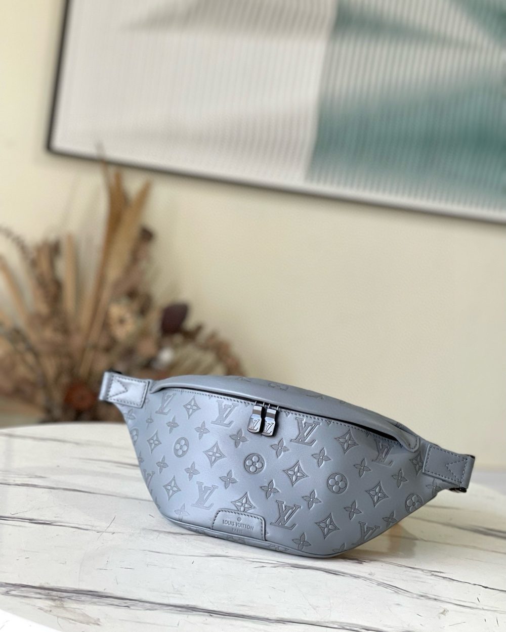 [REP 1:1] Louis Vuitton Discovery Bumbag Monogram Shadow leather nvprod3600073v Unique Bag For Unisex M46108 - 44cm