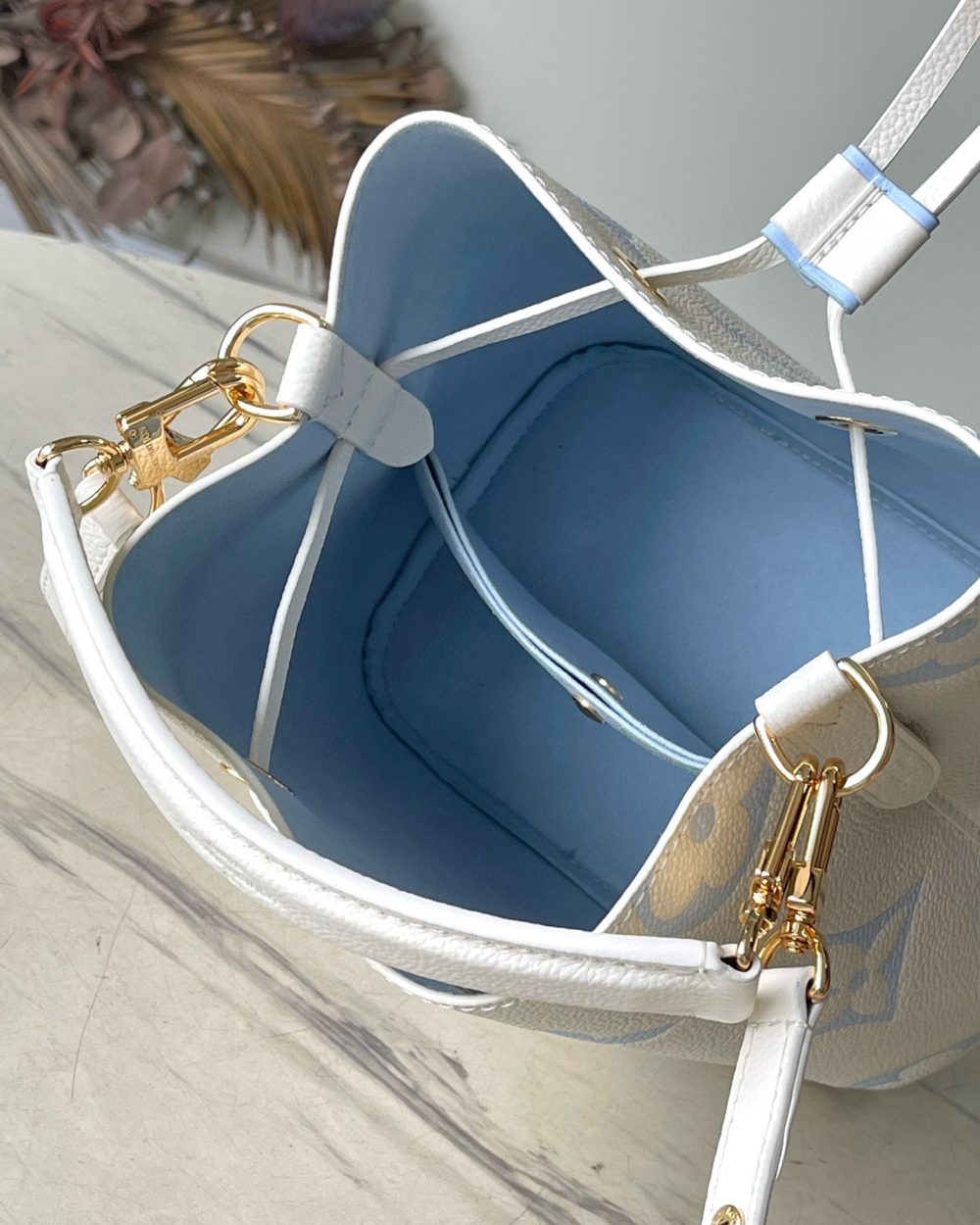 [REP 1:1] Louis Vuitton NéoNóe BB Bucket Unique Bag For Women M45709 - 20cm