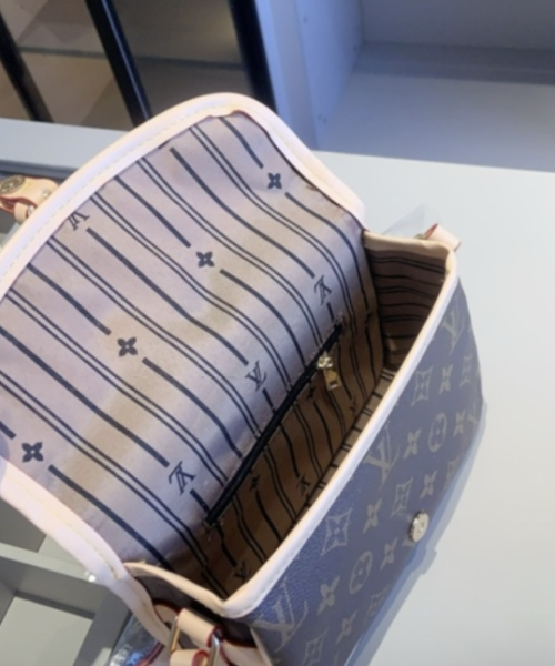 MN-LV031 - Louis Vuitton Mini Bag