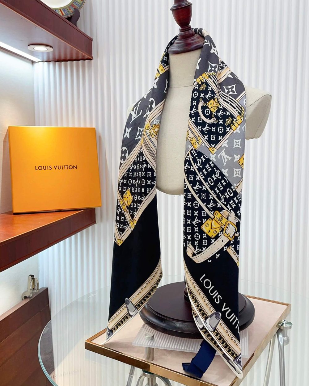 M76459 Let's Go Square 90