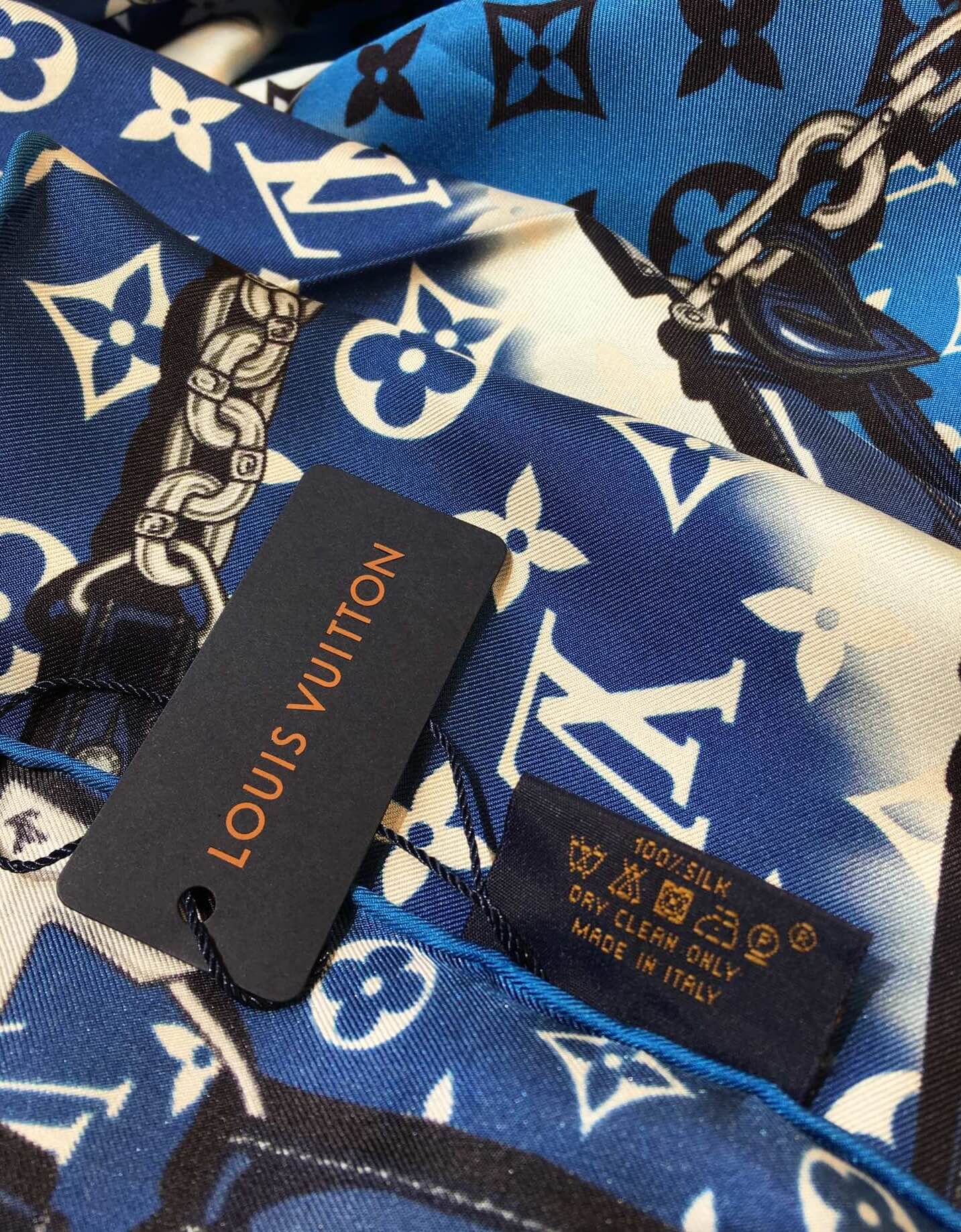 M76131 LV Escale Confidential Square - Image 8