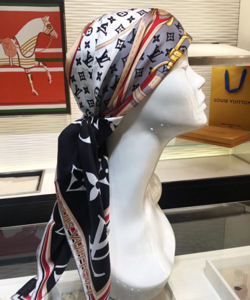570756 Louis Vuitton Square 90 Silk Scarves