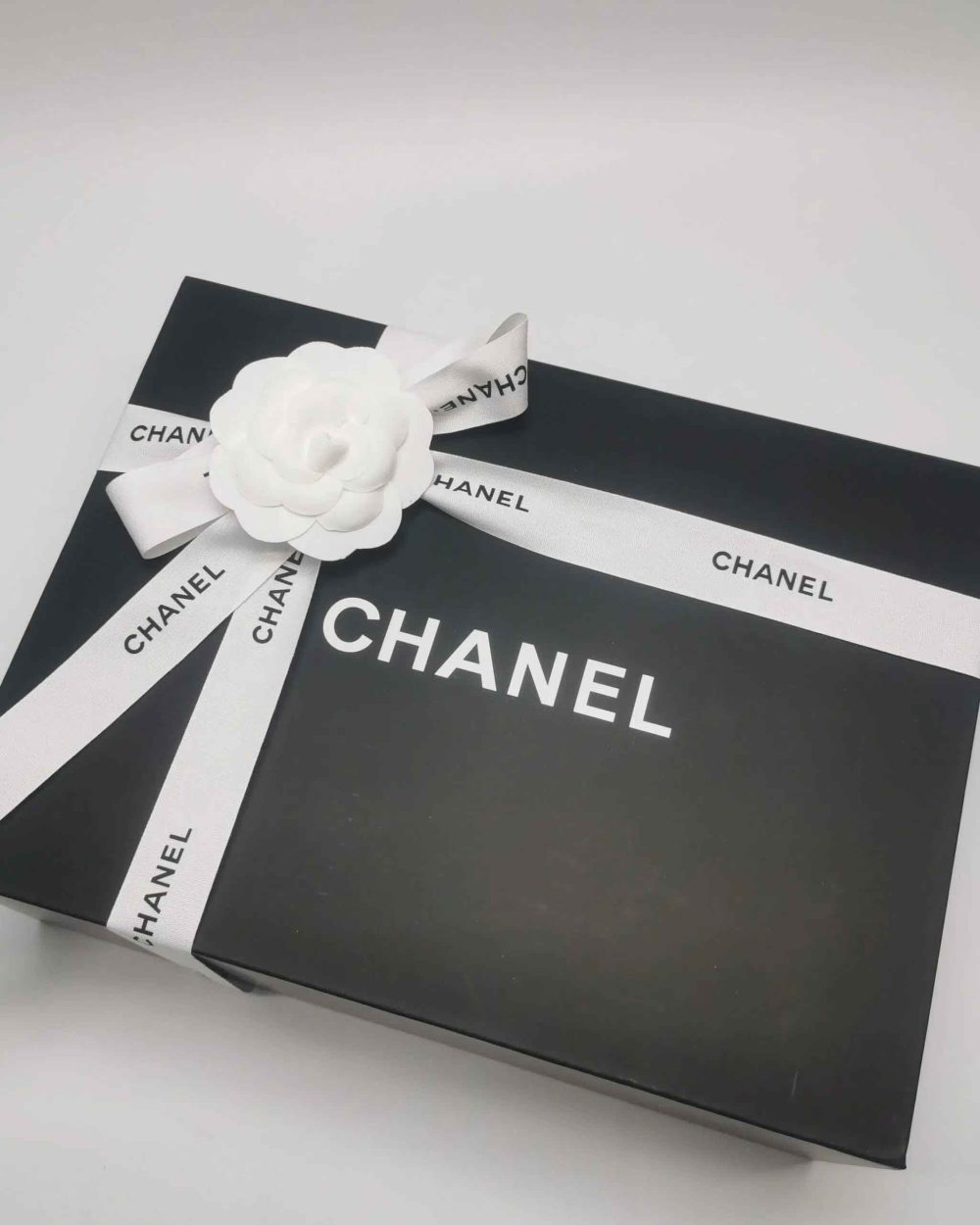 Chanel Packaging Box - Perfect for Gifting