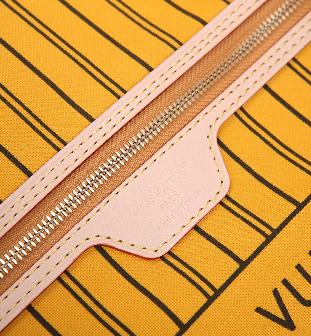 1:1 Replica Louis Vuitton LV Neverfull Bandoulière Inside Out MM Monogram Luxury Women Bag M12779 31cm/ 12.2in