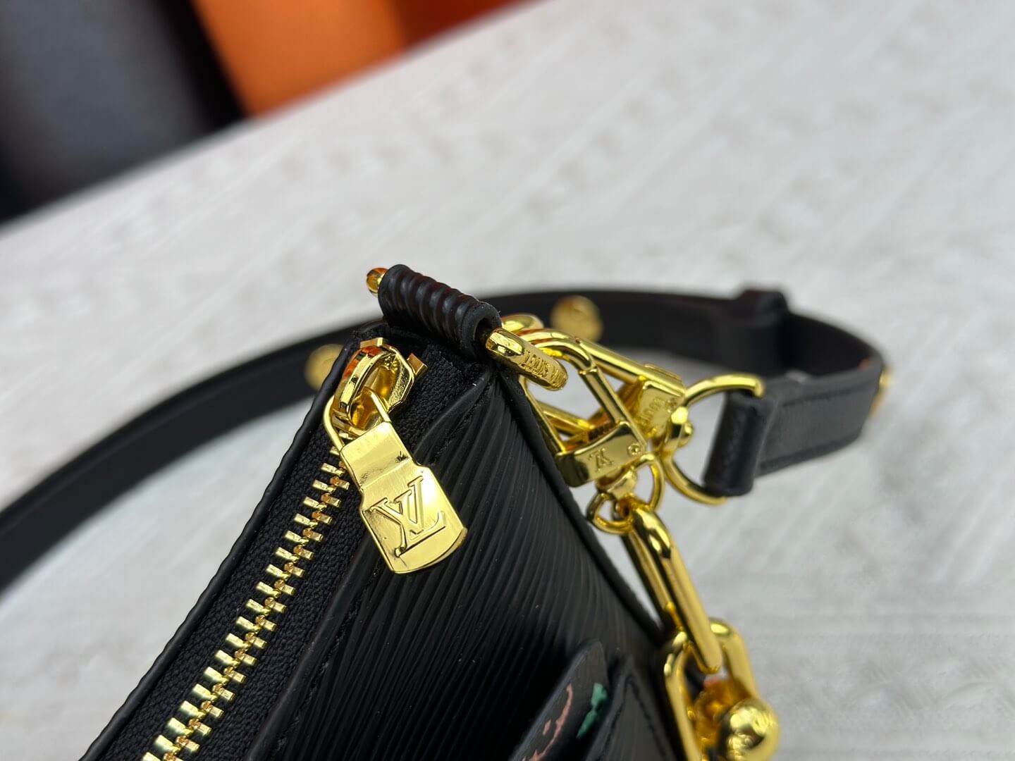 1:1 Replica Louis Vuitton LV x Tm Marellini Epi Luxury Bag For Women M13099 - 19 cm - Image 5