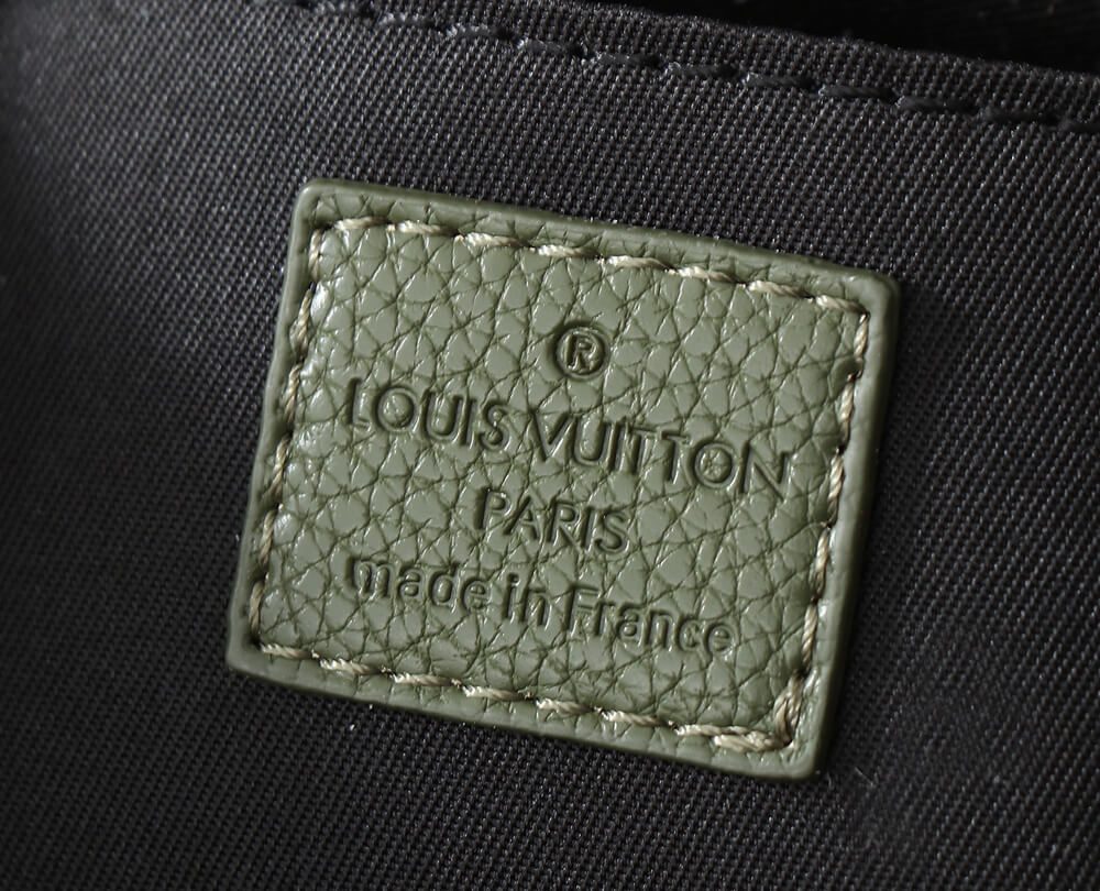 1:1 Replica Louis Vuitton LV Messenger LV Aerogram Luxury Bag For Women M25125 - 22 cm